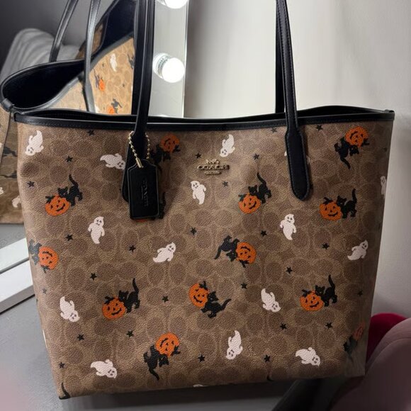 🔥Coach City Tote in Signature Canvas with Halloween - Picture 1 of 4
